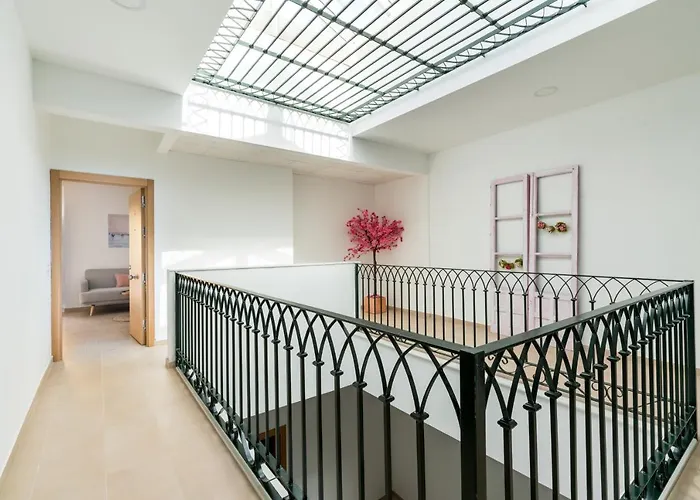 San Lorenzo Olehousing * Севилья